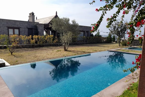 Mindoza Villa 