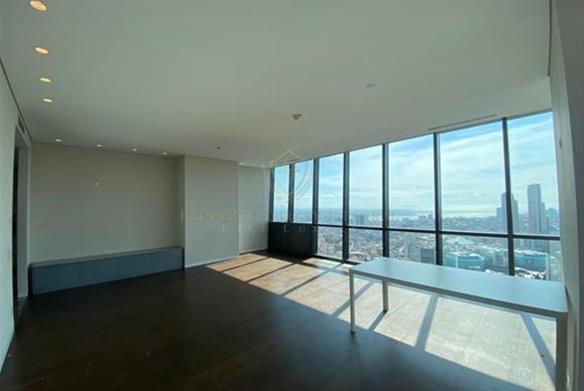 Trump Towers Residence 27th Floor