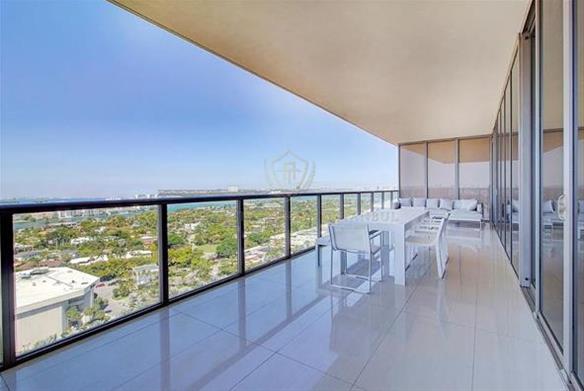 St Regis Bal Harbour Miami