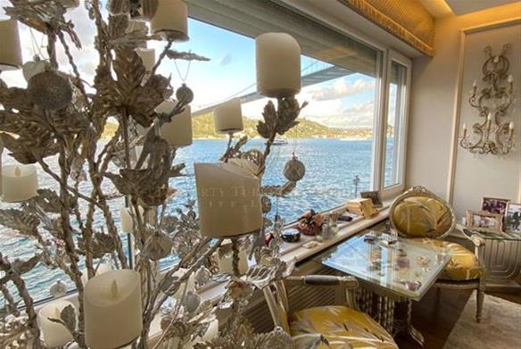 Propriété au bord de l'eau du Bosphore