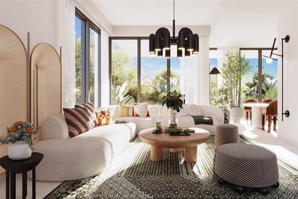 Лилия в The Valley Dubai