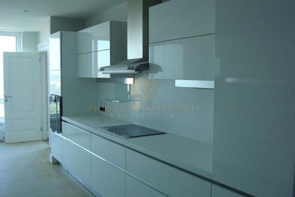 Selenium Twins Residence