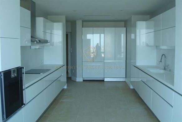 Selenium Twins Residence