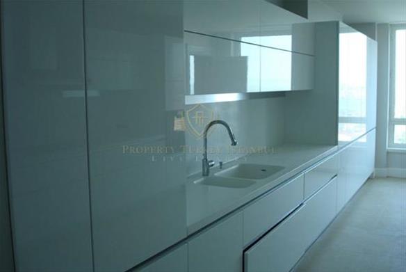 Selenium Twins Residence