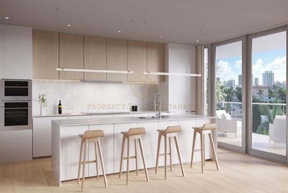 9900 West Miami 