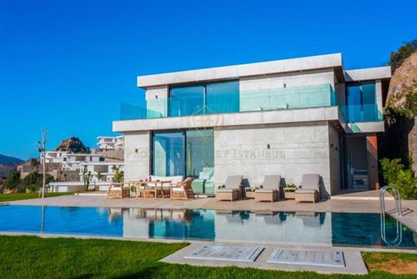 Beachfront Villa for Sale in Bodrum