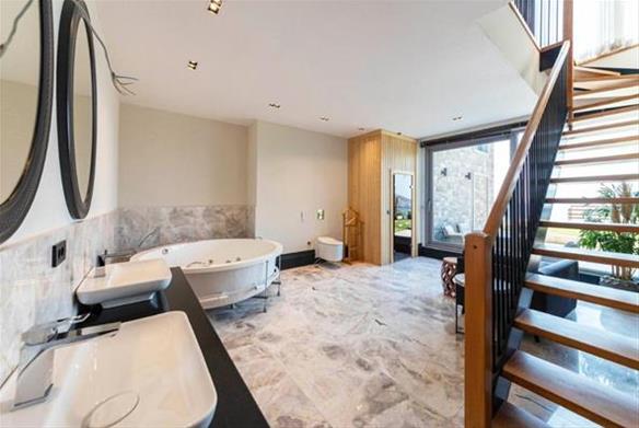 Sky Luxury Villa
