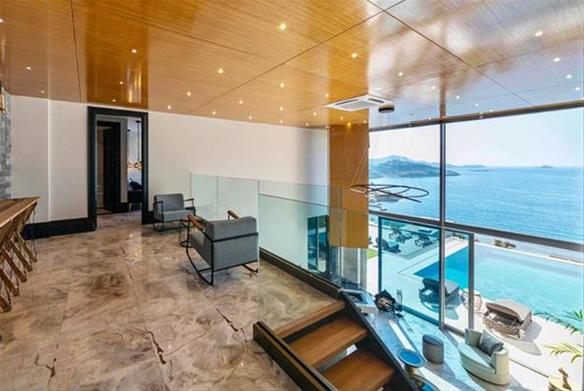 Sky Luxury Villa