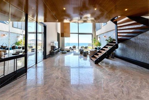 Sky Luxury Villa