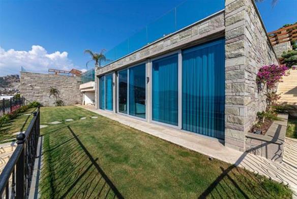 Sky Luxury Villa