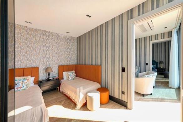 Sky Luxury Villa