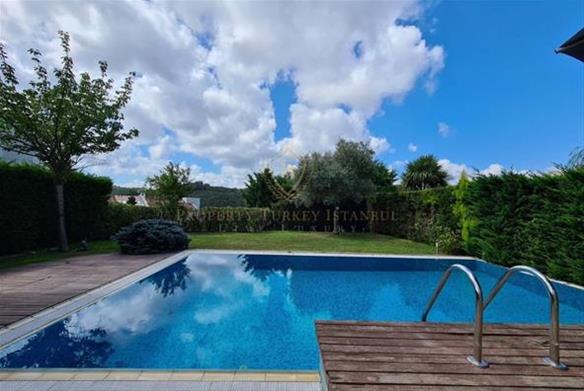 Marenegro Kilyos Villa