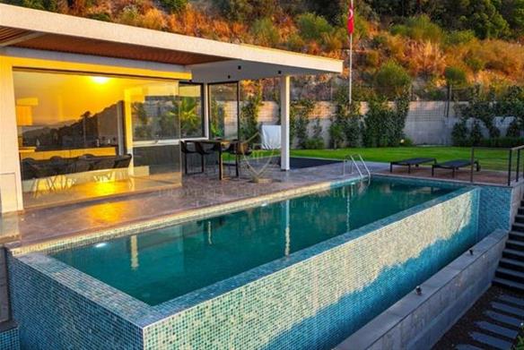 Modern Villa with Sea View in Yalıkavak