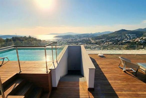 Ofton Miramar Penthouse