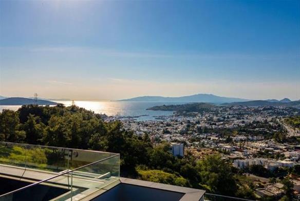 Ofton Miramar Penthouse