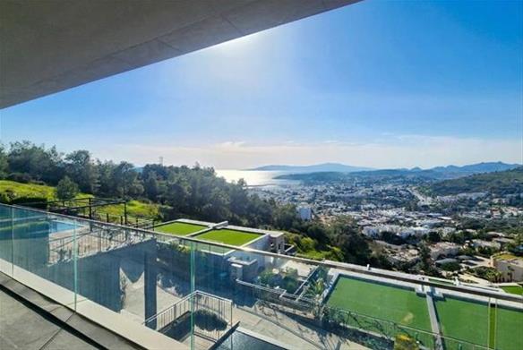 Ofton Miramar Penthouse