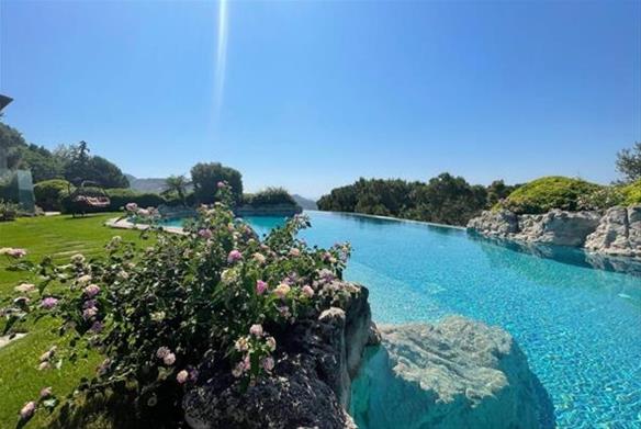 Restored Stone Villa with Panoramic Sea View in Yalıkavak