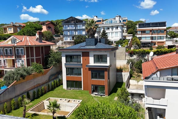 Dragos Kartal Villa
