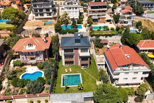 Dragos Kartal Villa