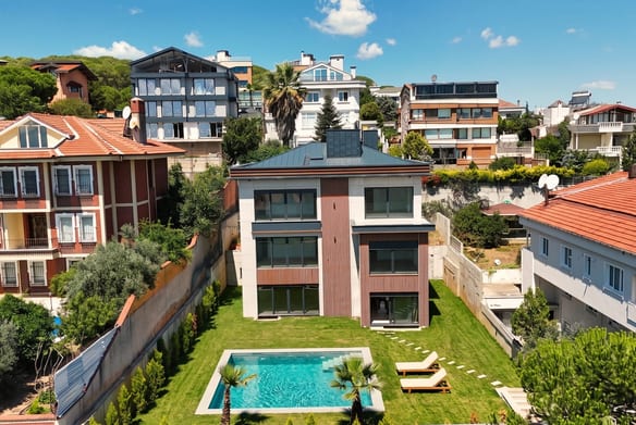 Dragos Kartal Villa