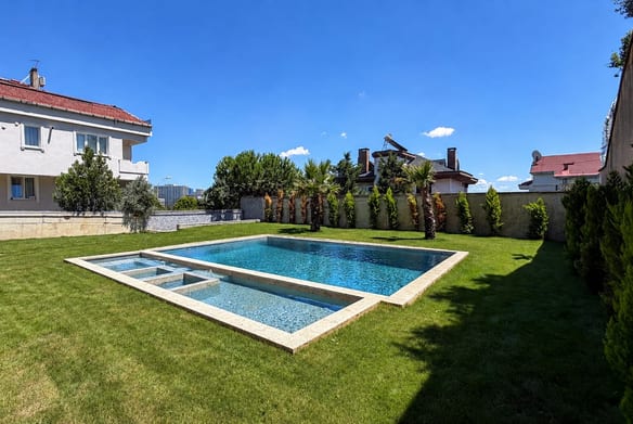 Dragos Kartal Villa